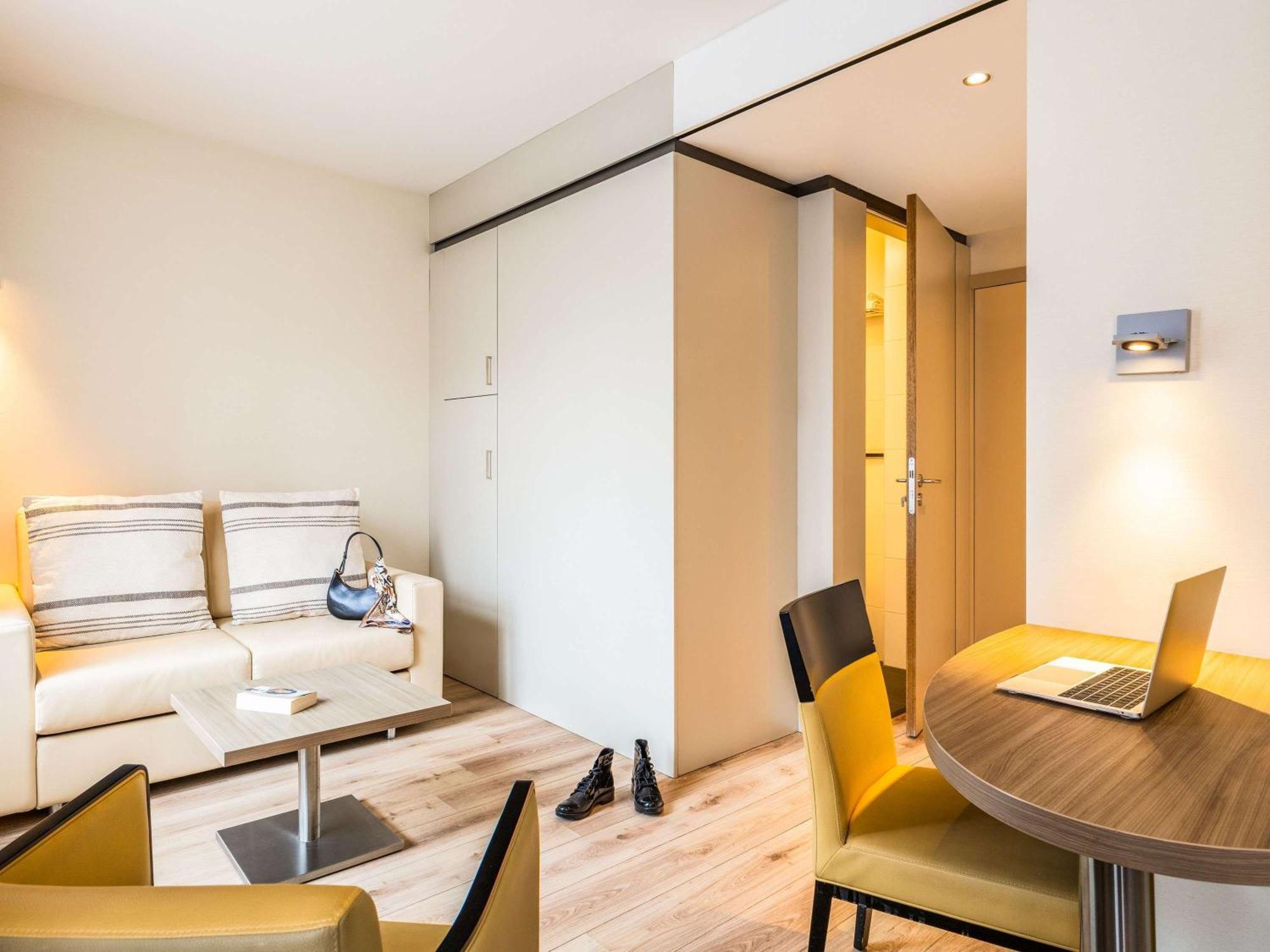 Ibis Styles Hotel Brussels Centre Stephanie Saint-Gilles Exterior foto