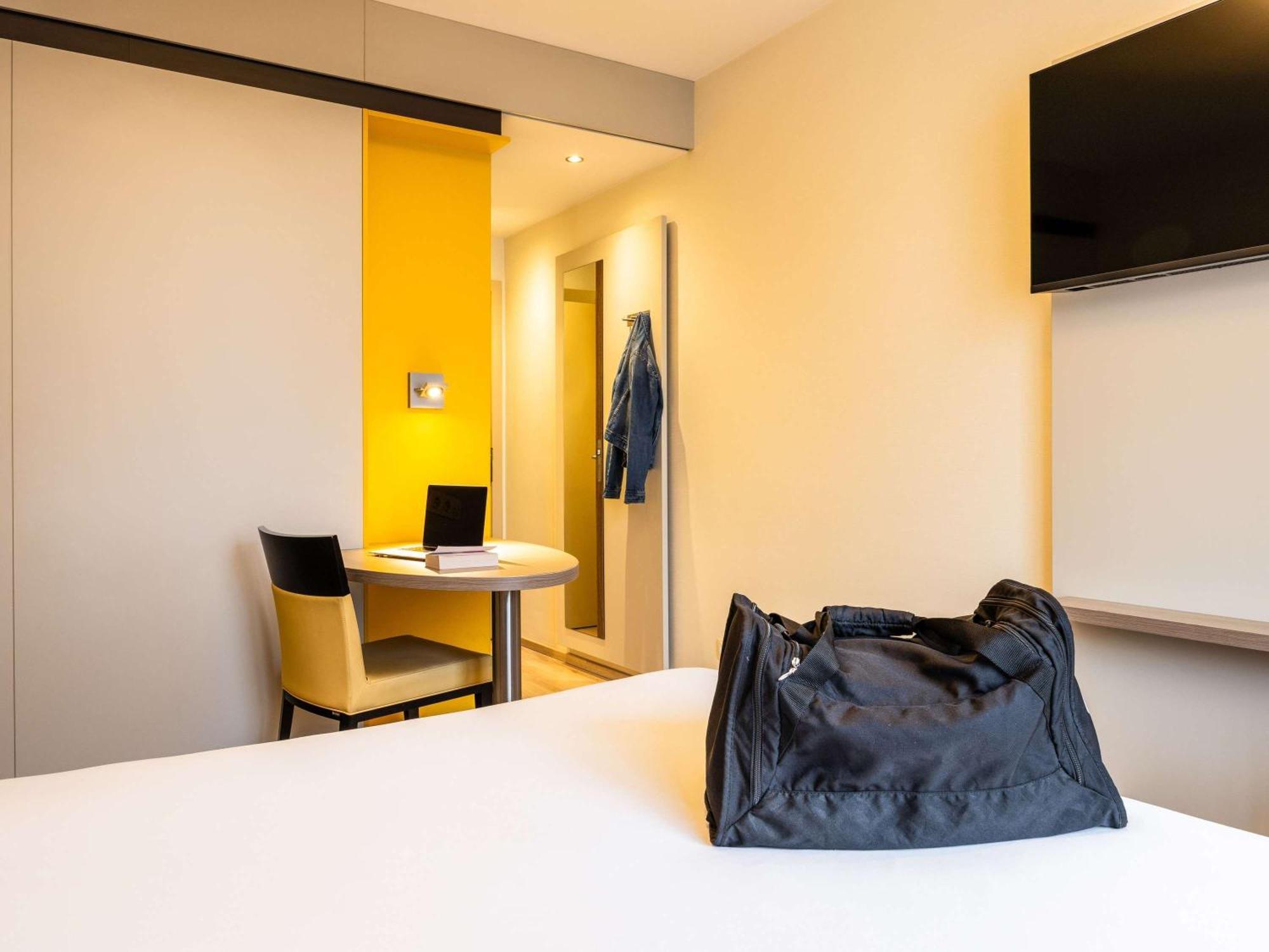 Ibis Styles Hotel Brussels Centre Stephanie Saint-Gilles Exterior foto