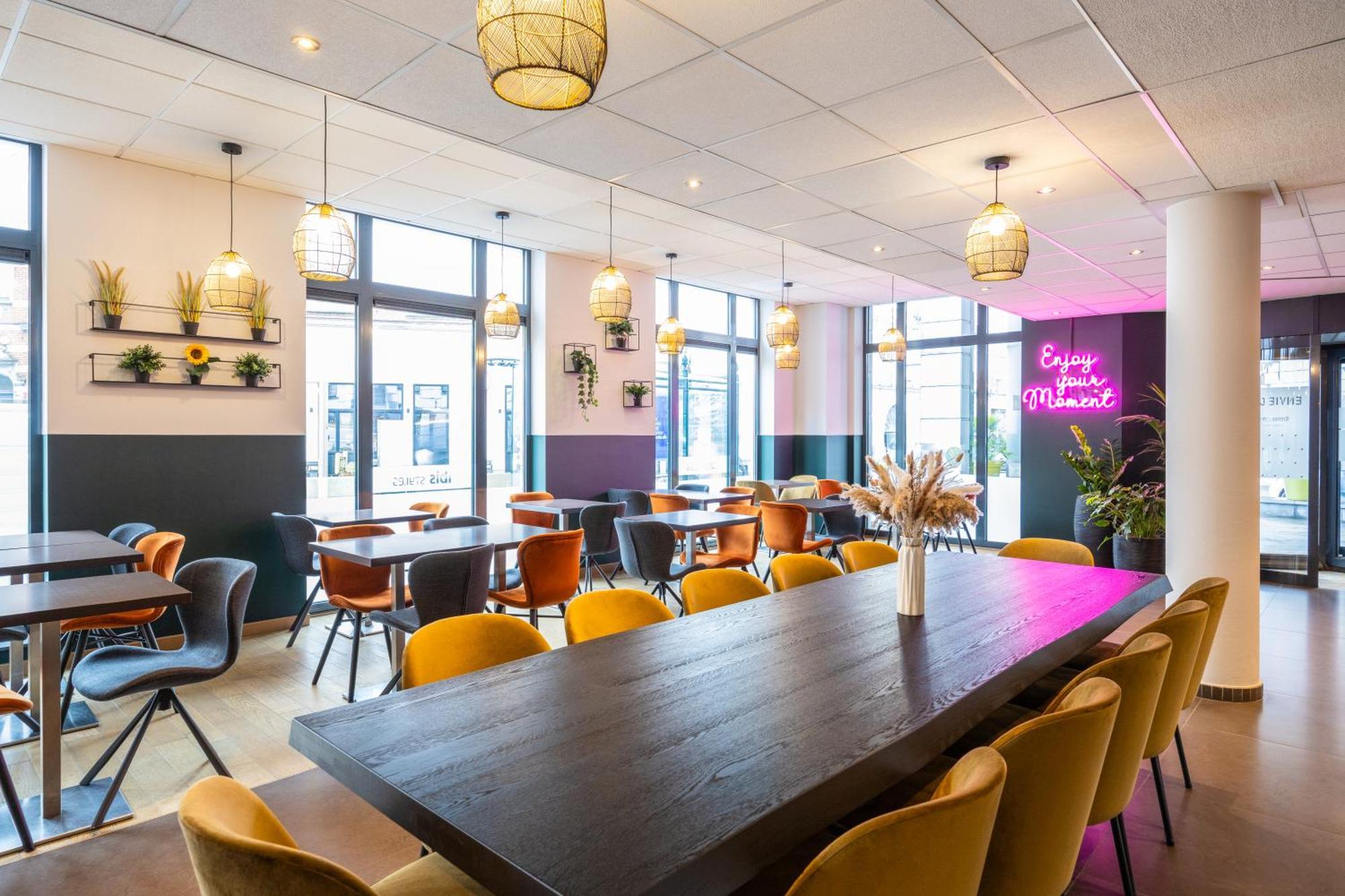 Ibis Styles Hotel Brussels Centre Stephanie Saint-Gilles Exterior foto