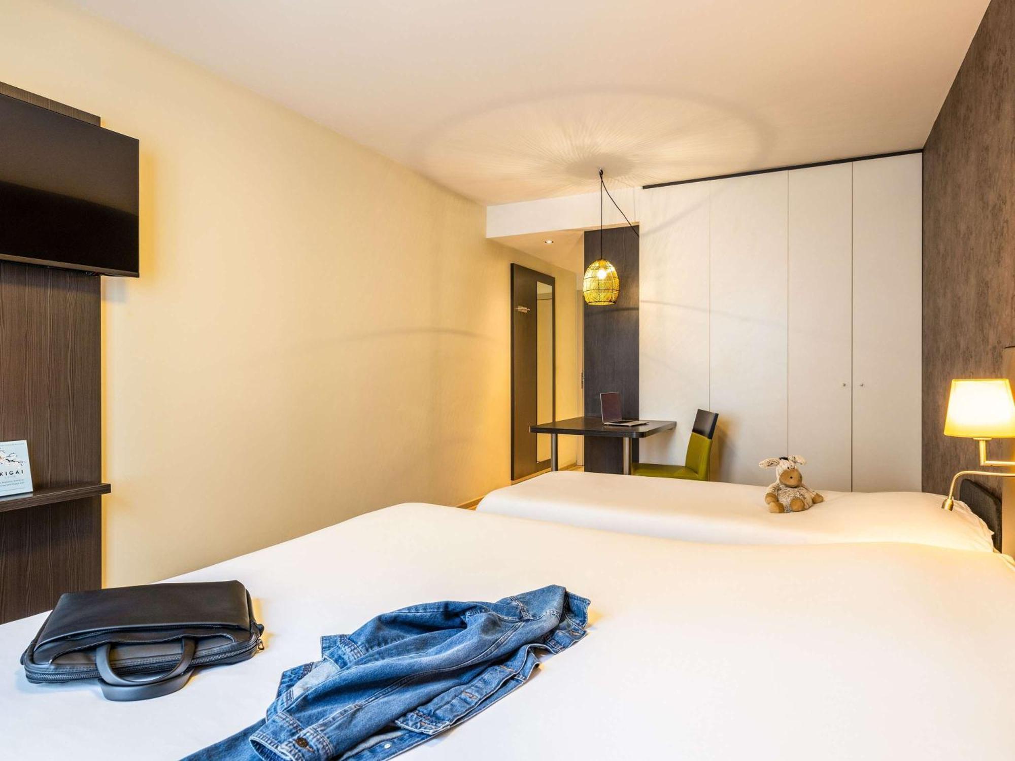 Ibis Styles Hotel Brussels Centre Stephanie Saint-Gilles Exterior foto