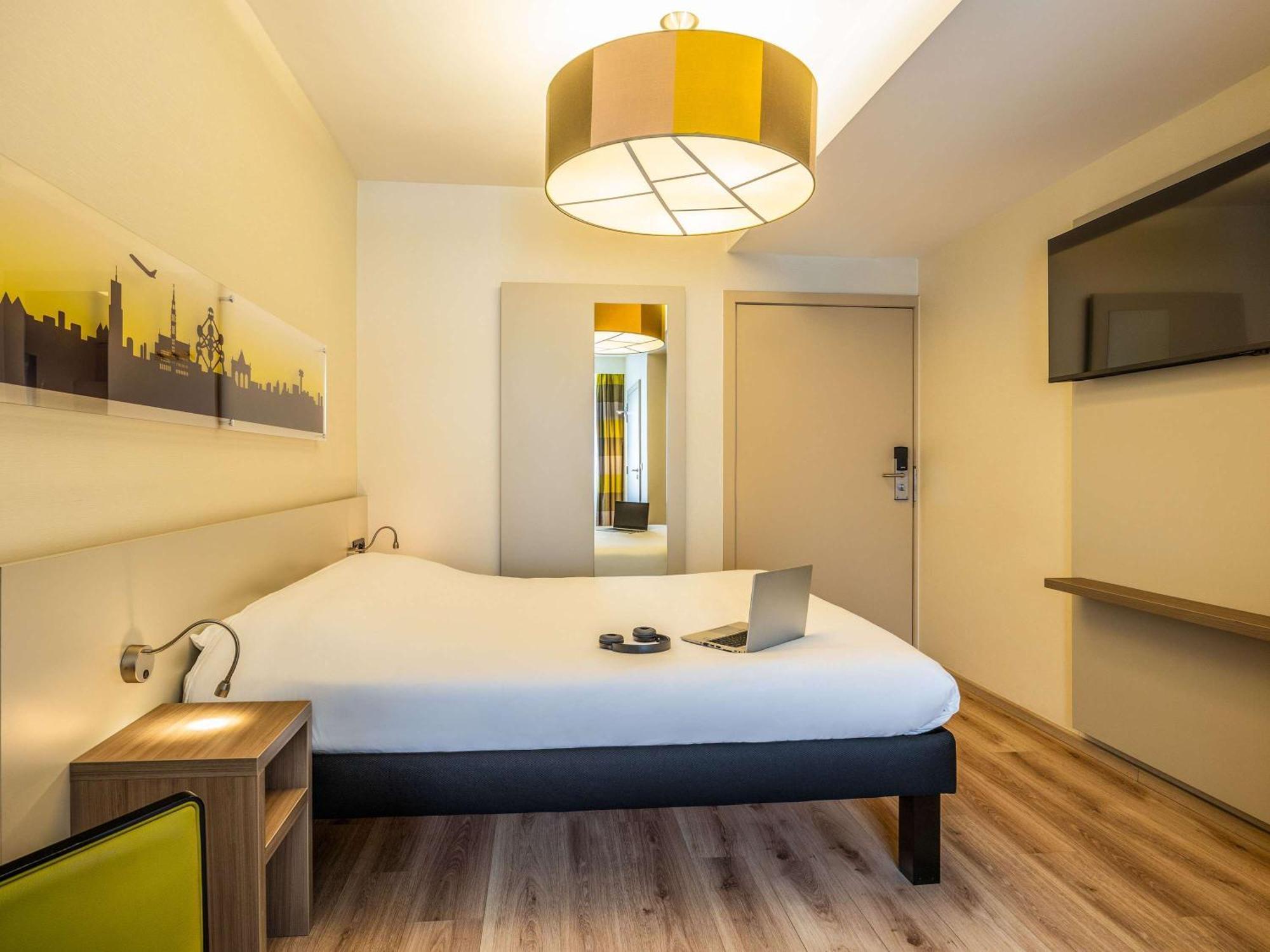 Ibis Styles Hotel Brussels Centre Stephanie Saint-Gilles Exterior foto